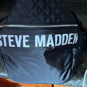 3 large Steve Madden duffle bags